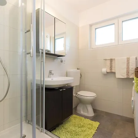 Apartment Carmen By El-pi Tours *