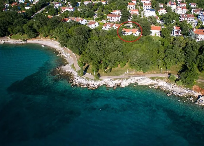 Carmen By El-pi Tours * Njivice