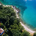Apartment Carmen By El-pi Tours Njivice
